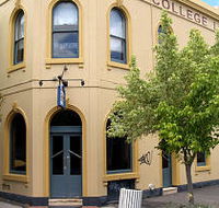 The College Lawn Hotel - Pubs Adelaide