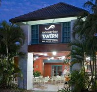 Runaway Bay Tavern - Pubs Adelaide