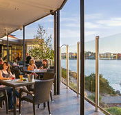 Lakes Resort Hotel - Pubs Adelaide
