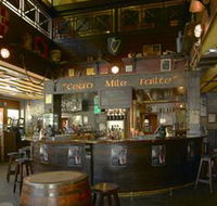 MJ Finnegans Irish Pub - Pubs Adelaide