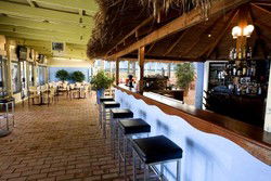 Kirra Beach Hotel - Pubs Adelaide 2