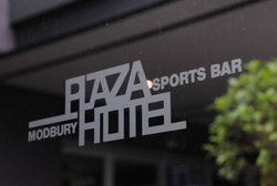 Modbury Plaza Hotel - Pubs Adelaide 2
