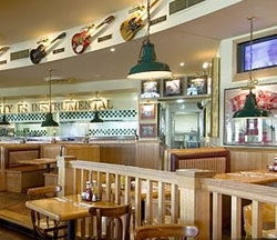 Hard Rock Cafe - Pubs Adelaide 3