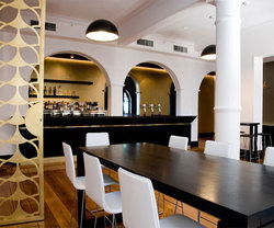 The Sussex Hotel - Pubs Adelaide 3
