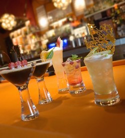 Crown And Sceptre Hotel - Pubs Adelaide 2