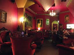 Polly Bar - Pubs Adelaide 4