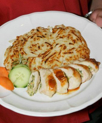 Des Alpes Swiss Restaurant - Pubs Adelaide 4