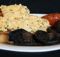 Raphael's On Brighton - Pubs Adelaide