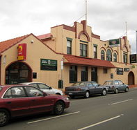 Cooley's Hotel - Pubs Adelaide