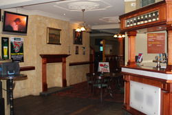The Fox Ale House - Pubs Adelaide 3