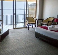 The Beachcomber Hotel - Pubs Adelaide