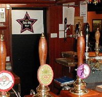 Wig  Pen - Pubs Adelaide
