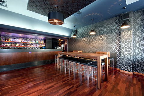 Kremlin Bar - Pubs Adelaide 2