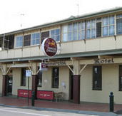 Commercial Hotel Alexandra - Pubs Adelaide