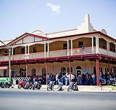 Royal Hotel Adelong - Pubs Adelaide