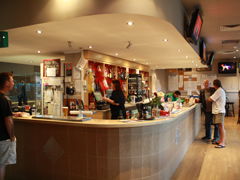 Oaks Hotel - Pubs Adelaide 0