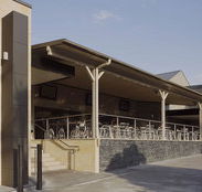 Three Swallows Hotel - Pubs Adelaide