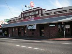 Donald Hotel - Pubs Adelaide 0