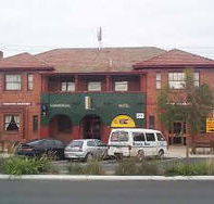 Commercial Hotel Hayfield - Pubs Adelaide