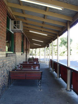 Railway Hotel - Pubs Adelaide 1
