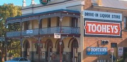 Caledonia Hotel - Pubs Adelaide 2
