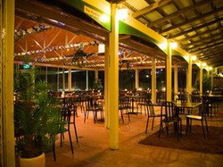 The Bull And Bush Tavern - Pubs Adelaide 3