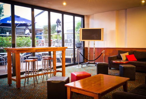 CBD Hotel Newcastle - Pubs Adelaide 1