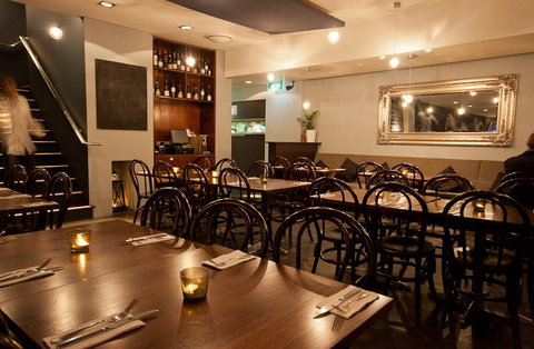 White Horse Hotel - Pubs Adelaide 1
