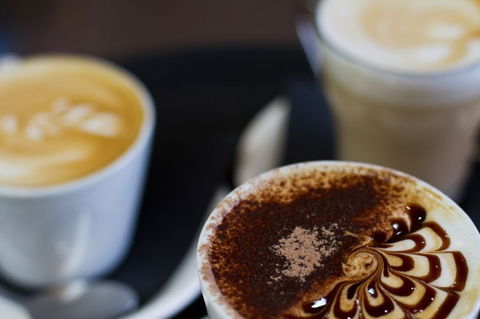 Cafe D'Bar Restaurant & Gallery - Pubs Adelaide 3