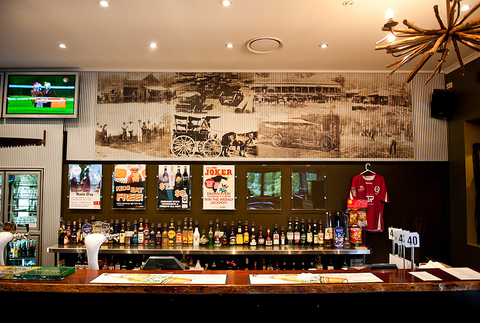 Cooroy Hotel - Pubs Adelaide 1