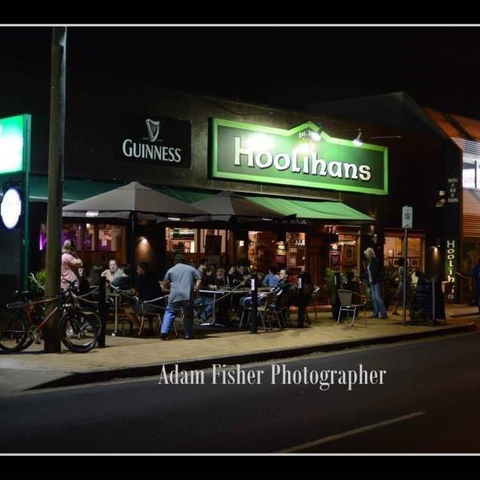 Hoolihans Irish Restaurant & Bar - Pubs Adelaide 2