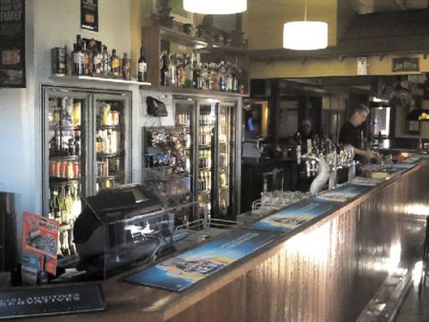 Hotel Cecil Casino - Pubs Adelaide 3