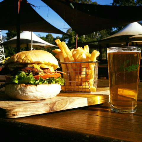 The Bearded Dragon Hotel - Pubs Adelaide 3