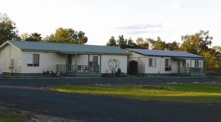 Back O' Bourke Motel - Pubs Adelaide 1