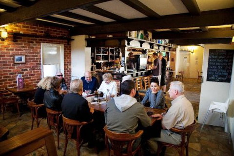 Last Drop Tavern Warnbro - Pubs Adelaide 1