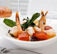 Sails on Lavender Bay - Pubs Adelaide