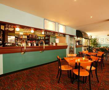 Hotel Gosford - Pubs Adelaide 3