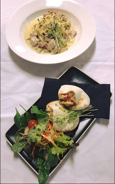 Woods And Irons Restaurant @ The Moranbah Golf Club - Pubs Adelaide 2