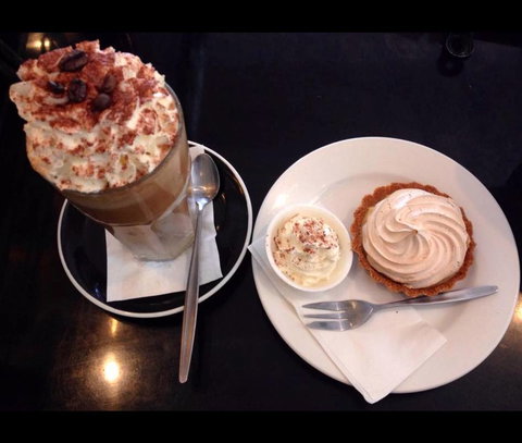 Harvest Breads Cafe - Pubs Adelaide 1