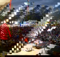 A Luminous Christmas at The Entrance - Pubs Adelaide