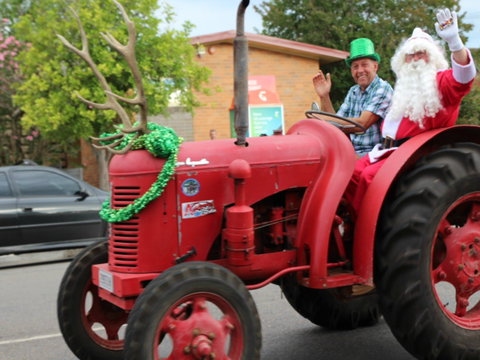 Dowling Street Christmas Party - Pubs Adelaide 1