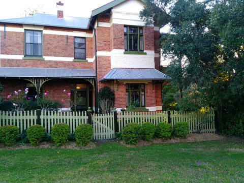 Annual Paterson Historical Walk - Pubs Adelaide 1