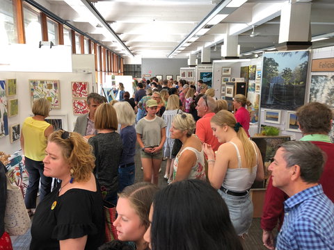 Art Upmarket - Pubs Adelaide 0