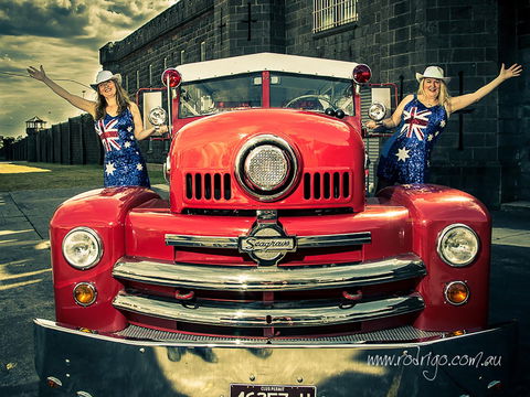 Aussie Rock Show The Retro Girls Club Boutique Hotel - Pubs Adelaide 0