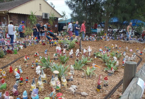 Australia Day With The Australian Gnome Convention Glenbrook - Pubs Adelaide 1
