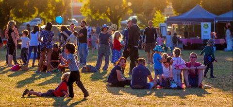 Castlemaine Artists Market - Pubs Adelaide 1