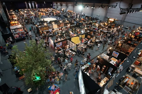 Darwin Aboriginal Art Fair - Pubs Adelaide 2
