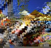 Surfers Paradise Beachfront Markets - Pubs Adelaide