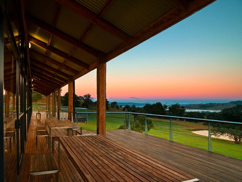 Father's Day Lunch At Holmesglen At Eildon - Pubs Adelaide 0