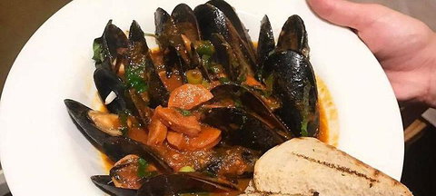Biviano's At Windsor - Pubs Adelaide 3